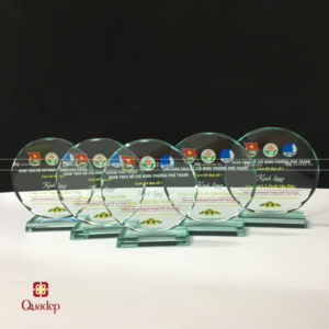 Alternative view of Cúp Lưu Niệm - Đoàn TNCS HCM Phường Phú Thạnh