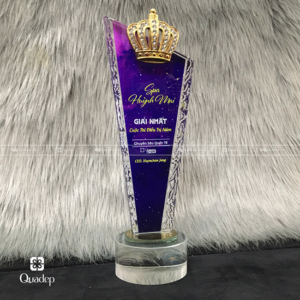 Kỷ Niệm Chương Pha Lê Nguyên Khối In Theo Yêu Cầu