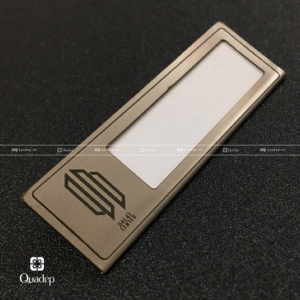 bang-ten-inox-khac-laser