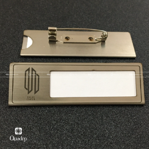 bang-ten-inox-khac-laser