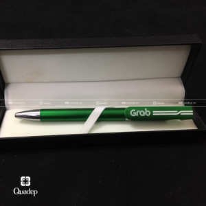 bút bi quảng cáo in logo màu xanh lá