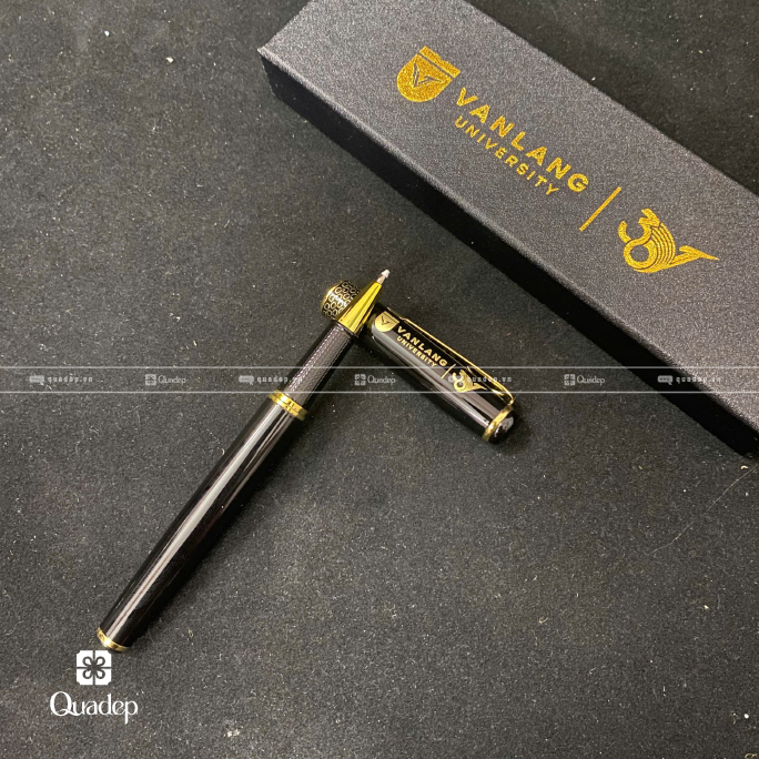 bút kim loại có nắp đậy (2)