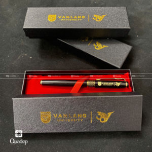 bút ký kim loại khắc logo màu vàng (2)