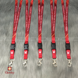 day-deo-the-in-ten-truong-dai-hoc