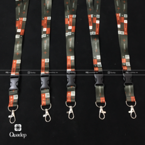 day-deo-the-nhan-vien-in-logo-cong-ty