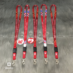 day-deo-the-truong-dai-hoc-kien-truc-tphcm