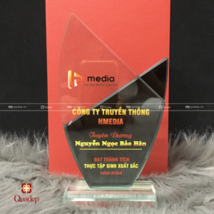 Công Ty Truyền Thông HMEDIA - Kỷ Niệm Chương Thủy Tinh