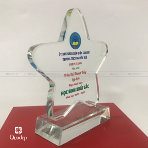 Alternative view of Kỷ Niệm Chương Pha Lê Hình Ngôi Sao - Quận Tân Phú