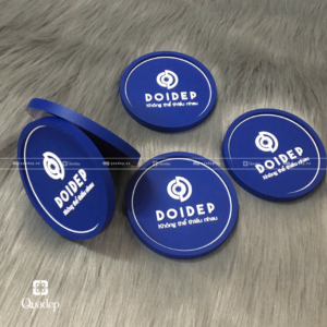 lot-ly-cao-su-in-logo-doi-dep