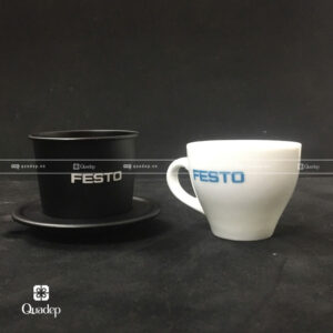 Alternative view of Ly Sứ Cà Phê In Logo