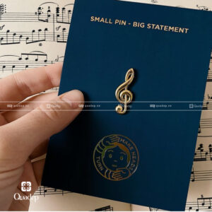 Tag Mạ Vàng Cài Áo Sang Trọng