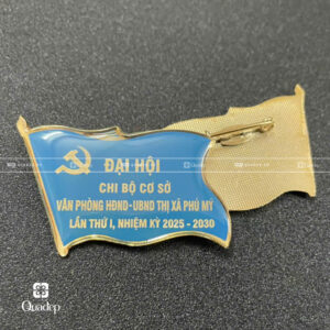 Lá Cờ Đảng Cài Áo