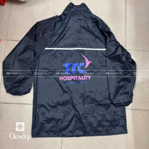 Alternative view of Áo Mưa Đồ Bộ Vải Dù In Logo TTC
