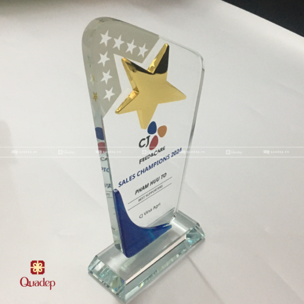 Cúp Lưu Niệm In Logo Công Ty CJ FEED & CARE - Ảnh 2