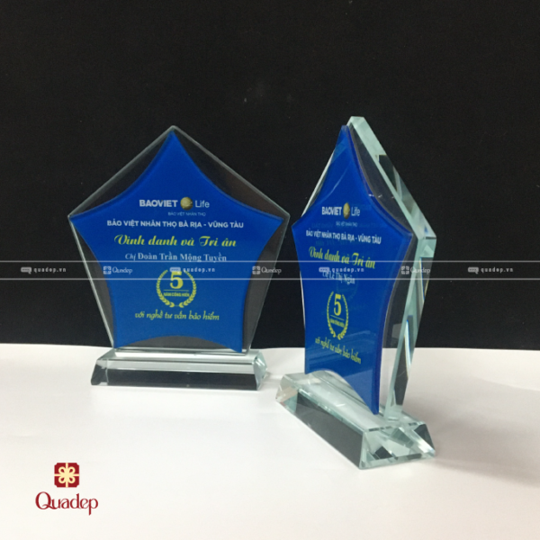 Cúp Lưu Niệm In Logo Công Ty Bảo Việt Nhân Thọ - Ảnh 2