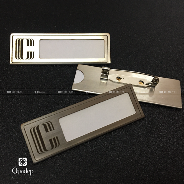 bang-ten-inox-khac-laser