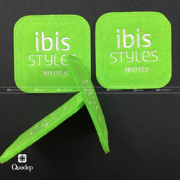 lot-ly-vai-ni-theu-logo-ibis-styles-hotels
