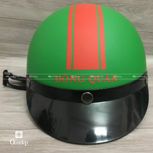 mũ bảo hiểm màu xanh lá nửa đầu