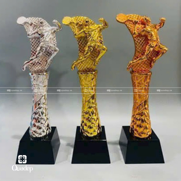 Cúp Pha Lê Lưu Niệm