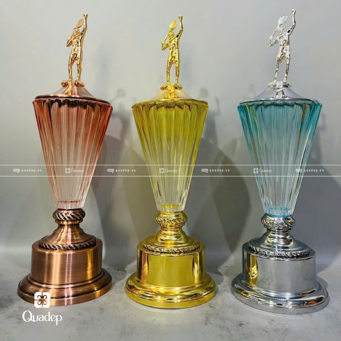 Cúp Thể Thao Lưu Niệm