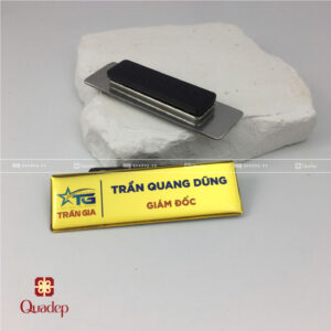 Alternative view of Bảng Tên Nhân Viên Cài Áo Công Ty Trần Gia