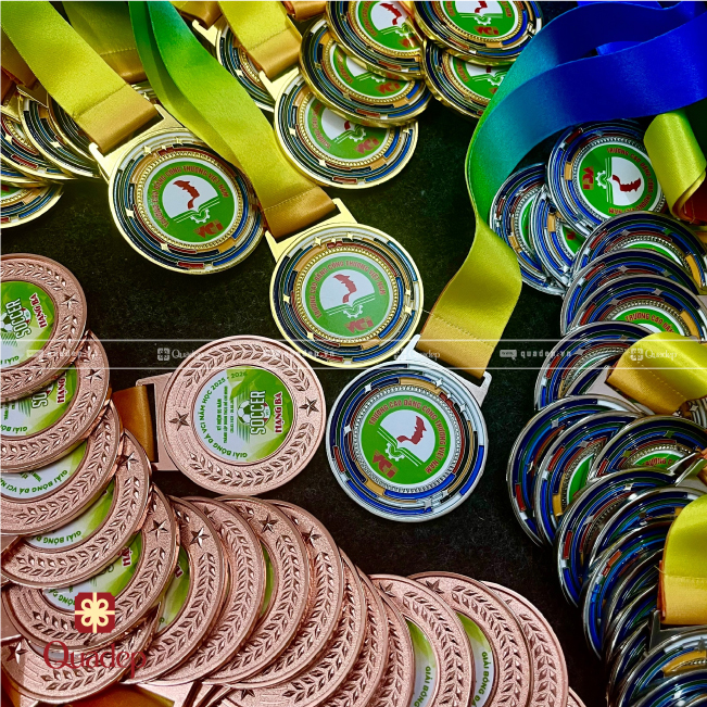 Huy Chương Thể Thao Trường Cao Đẳng Công Thương