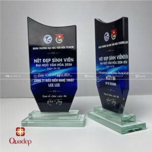 Địa Chỉ Làm Cúp Thủy Tinh Theo Yêu Cầu