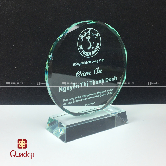 Kỷ Niệm Chương Thủy Tinh/Pha Lê Tròn Vác Cạnh - Ảnh 3